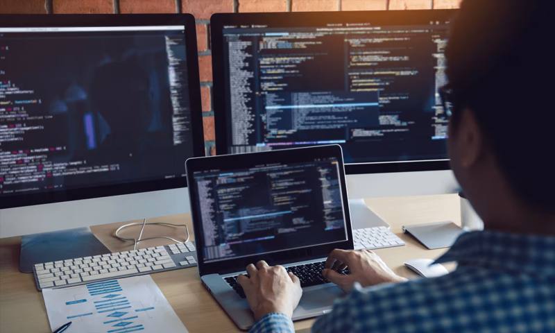 数据科学选型:R与Python如何赋能湘阴县网站建设?